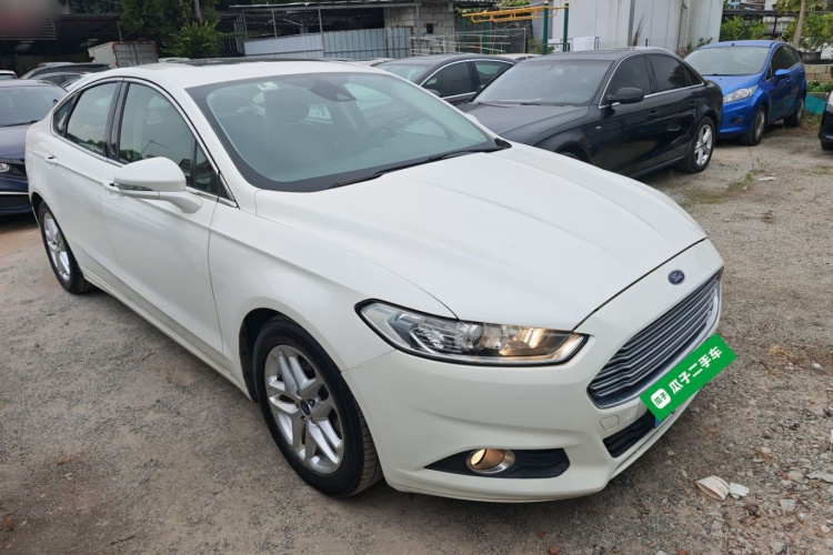 福特 蒙迪欧 2013款 1.5L GTDi180时尚型车身外观3