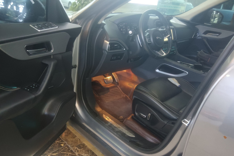 捷豹F-PACE 2020款 2.0T 赛旗版中控内饰20