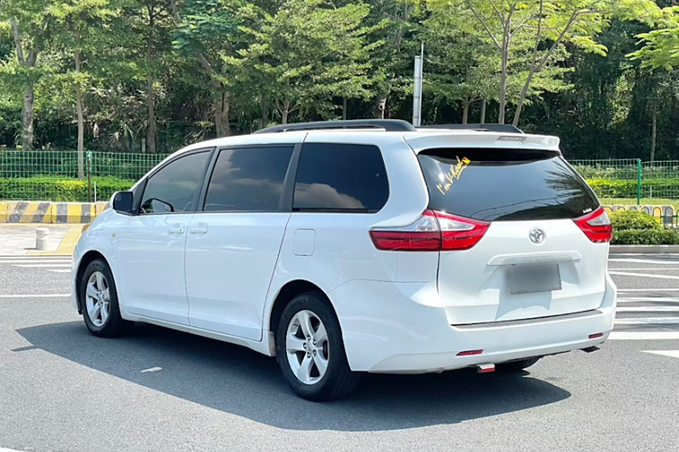 丰田Sienna（平行进口） 车身外观6003