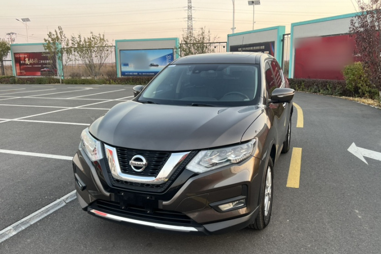 日产 奇骏 2021款 2.0L CVT 2WD XL Premium尊享纪念版车身外观6004