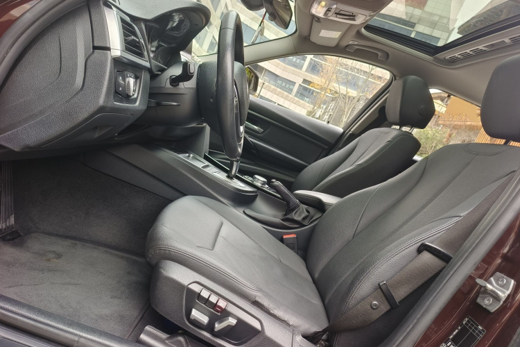 宝马3系 2017款 320Li 时尚型局部细节19