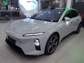 蔚来ET5T 2025款 75kWh Touring