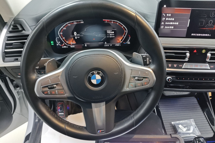 宝马X3 2022款 改款二 xDrive30i 领先型 M曜夜套装中控内饰13