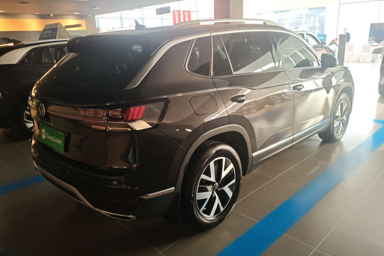 大众 探岳 2025款 改款 众享款 300TSI车身外观6005