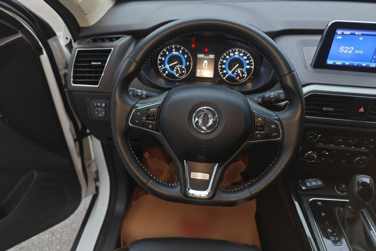 东风风光 风光S560 2018款 1.8L CVT智联型 7座中控内饰13