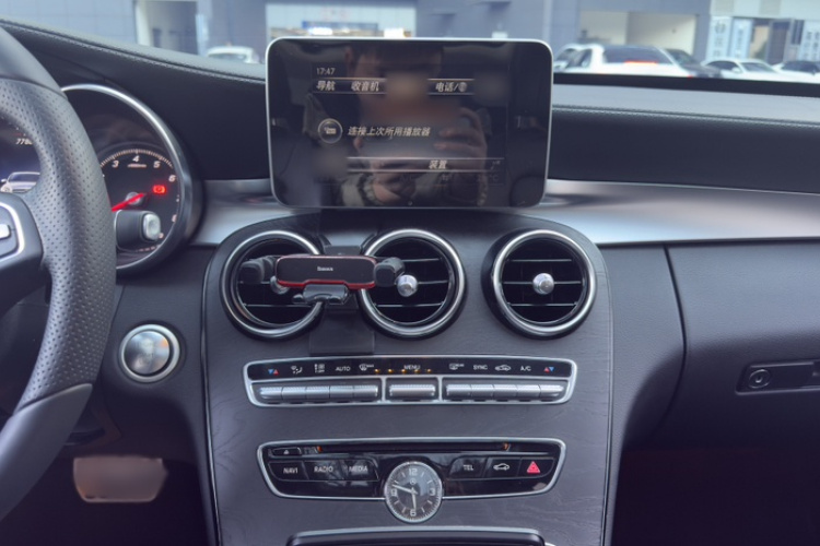 奔驰C级 2016款 C 200 L 运动型中控内饰7005