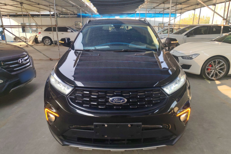 福特 2020款 领界S EcoBoost 145 CVT铂领型车身外观2