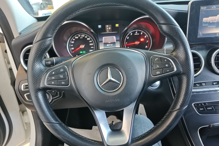 奔驰C级 2018款 C 180 L 时尚型运动版中控内饰13