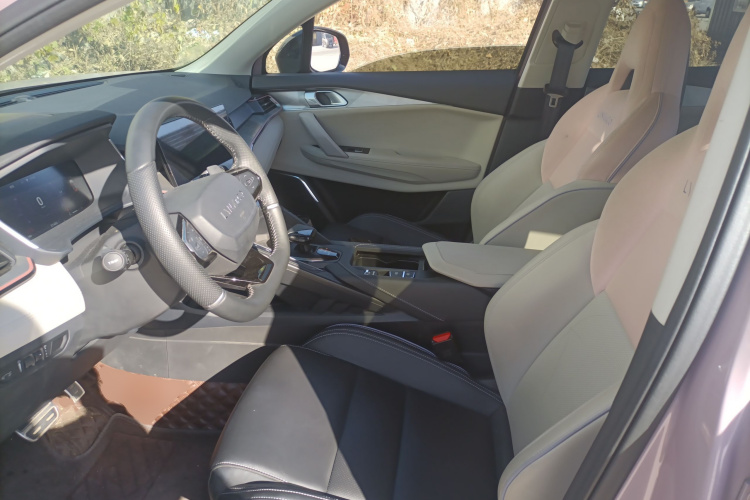 领克06 2021款 1.5T Shero粉色特别版中控内饰19