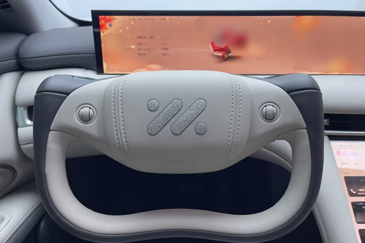 智己汽车 智己LS6 2025款 灵蜥智驾版中控内饰13