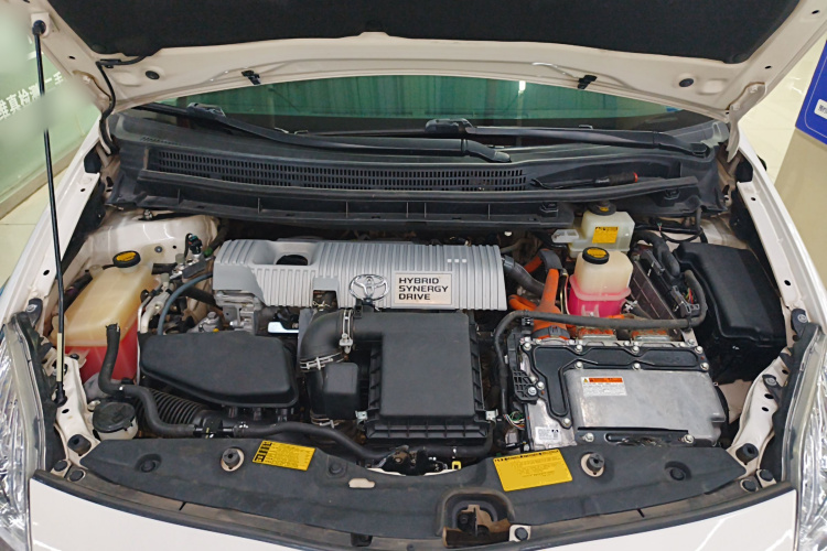 丰田 普锐斯 2012款 1.8L 豪华先进版局部细节24