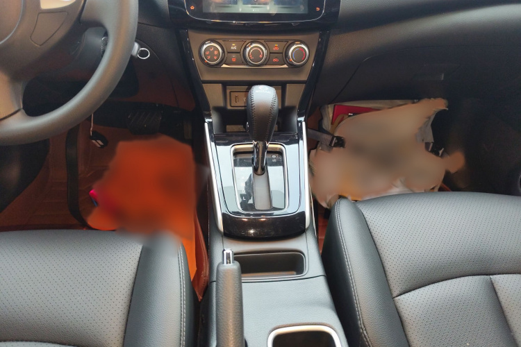 日产 轩逸 2022款 经典 1.6XL CVT豪华版局部细节18