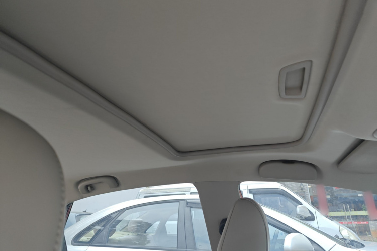 别克 英朗 2017款 15N 自动精英型局部细节22