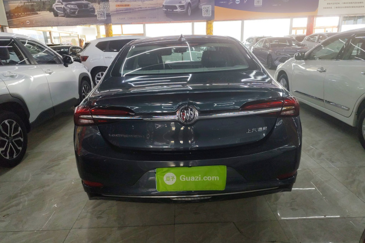 别克 君越 2021款 552T 豪华型车身外观6