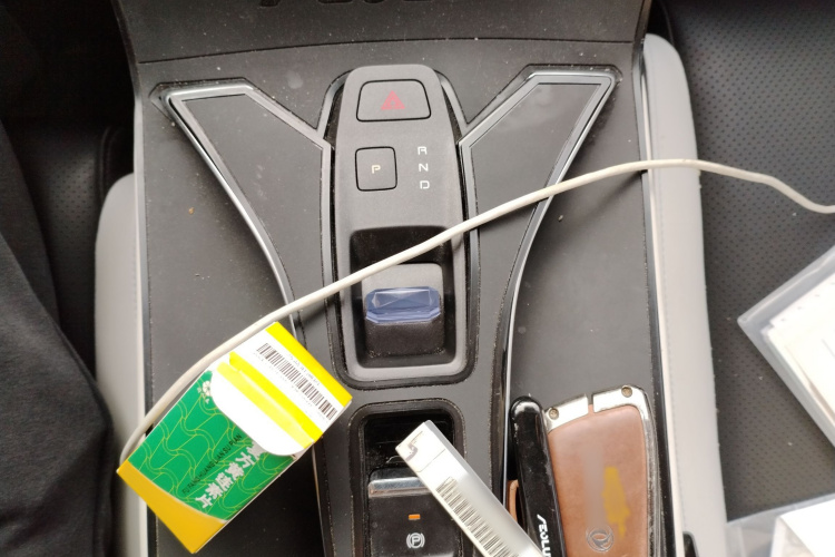 东风风神 皓瀚 2023款 DH-i 1.5T 尊贵版局部细节18