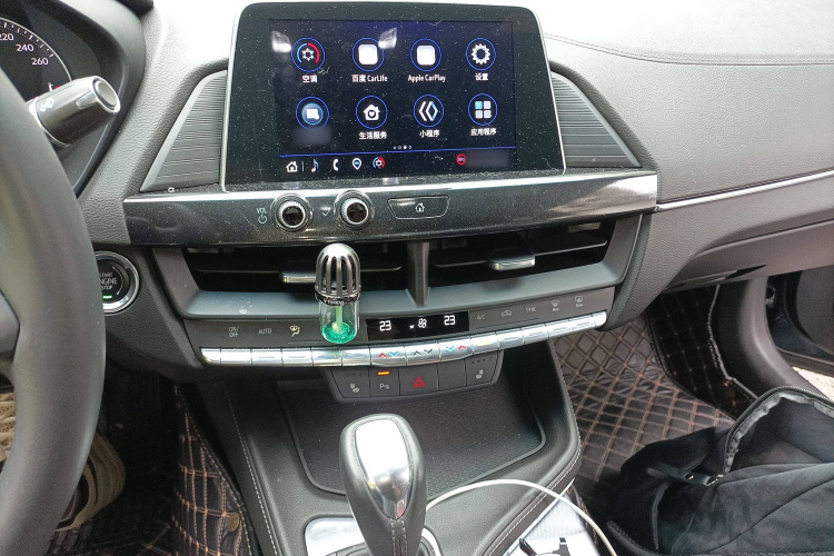 凯迪拉克CT4 2022款 28T 豪华型局部细节16