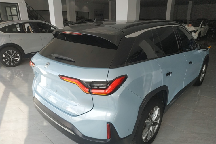 蔚来ES6 2022款 75kWh 运动版车身外观6005