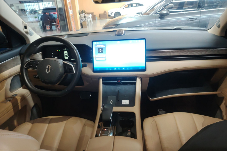 鸿蒙智行 问界M7 2022款 1.5T 后驱舒适版中控内饰7002