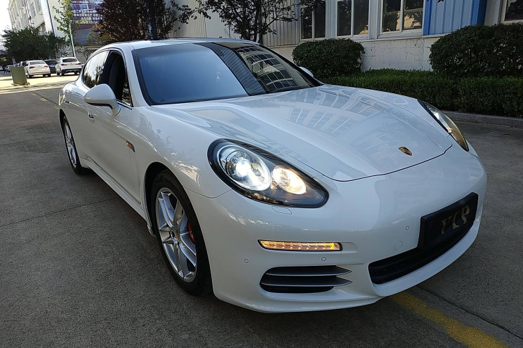 保时捷 2016款 Panamera 4 Edition 3.0T车身外观6002