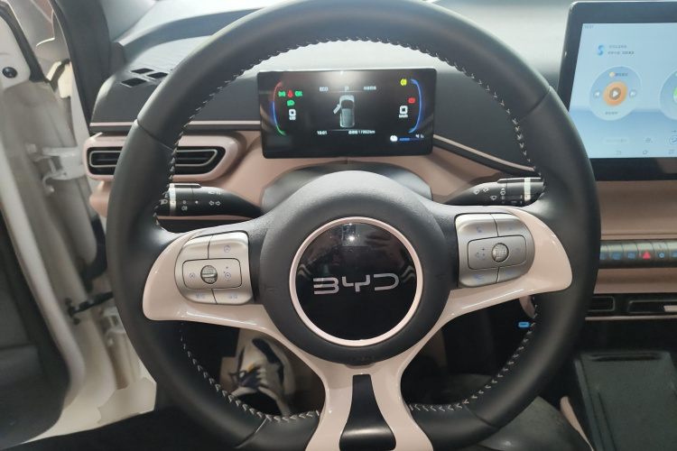 比亚迪 海鸥 2025款 305km 自由版中控内饰13