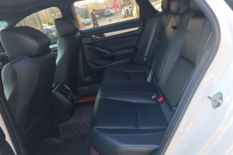 本田 英仕派 2022款 260TURBO 精致版中控内饰7004