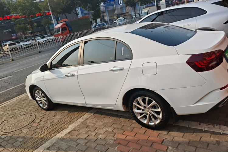 吉利汽车 帝豪 2021款 UP 1.5L CVT豪华型车身外观6003