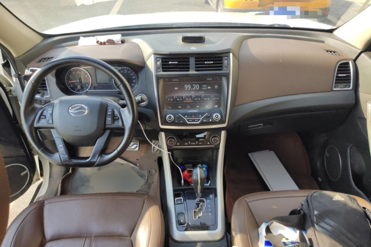 陆风X5 2016款 Plus 2.0T 自动创领版中控内饰12