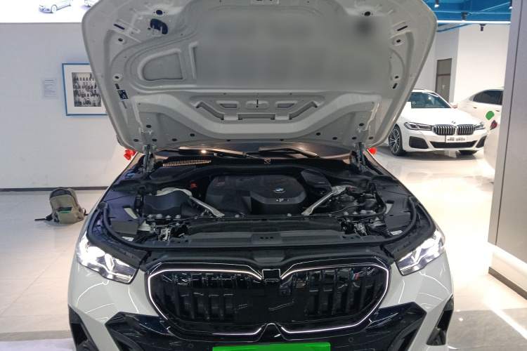 宝马5系 2025款 530Li 领先型 M运动套装局部细节24