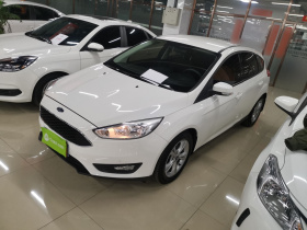 福特 福克斯 2017款 两厢 1.6L 自动舒适型智行版