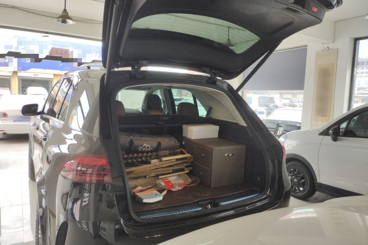 奔驰GLE 2024款 GLE 350 4MATIC 动感型局部细节23