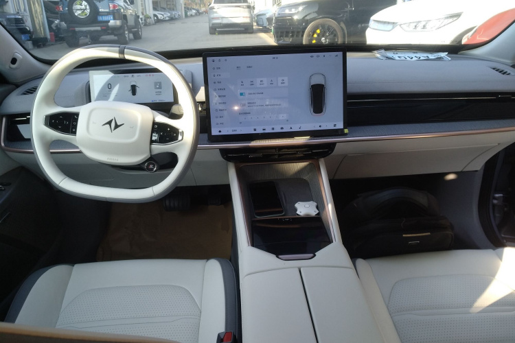 东风奕派 eπ007 2024款 纯电 540四驱Max版中控内饰7002