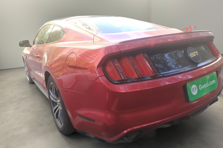福特 Mustang 2017款 2.3T 性能版车身外观5