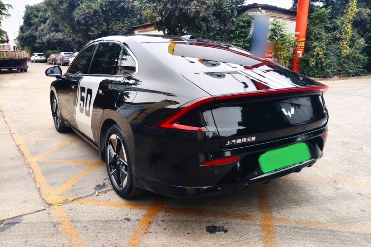 五菱汽车 五菱星光 2025款 610km 智能旗舰型车身外观6004