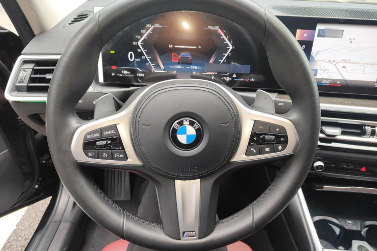 宝马3系 2023款 325Li M运动套装中控内饰13