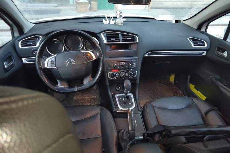 雪铁龙C4L 2013款 1.6THP 自动劲智版中控内饰12