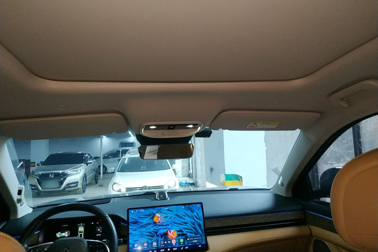 鸿蒙智行 问界M7 2022款 1.5T 后驱舒适版中控内饰22