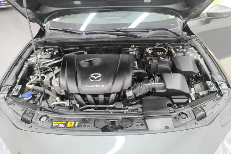 马自达3 昂克赛拉 2023款 2.0L 自动质耀版机舱底盘24