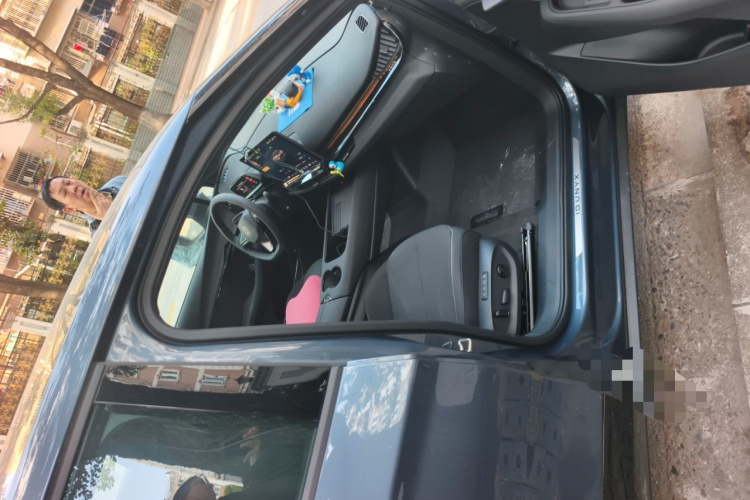 大众 ID.UNYX 与众 2025款 Pure局部细节9005