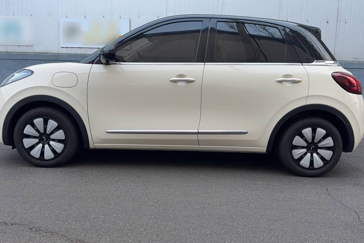 五菱汽车 五菱缤果 2025款 333km 灵犀尊享款车身外观6003