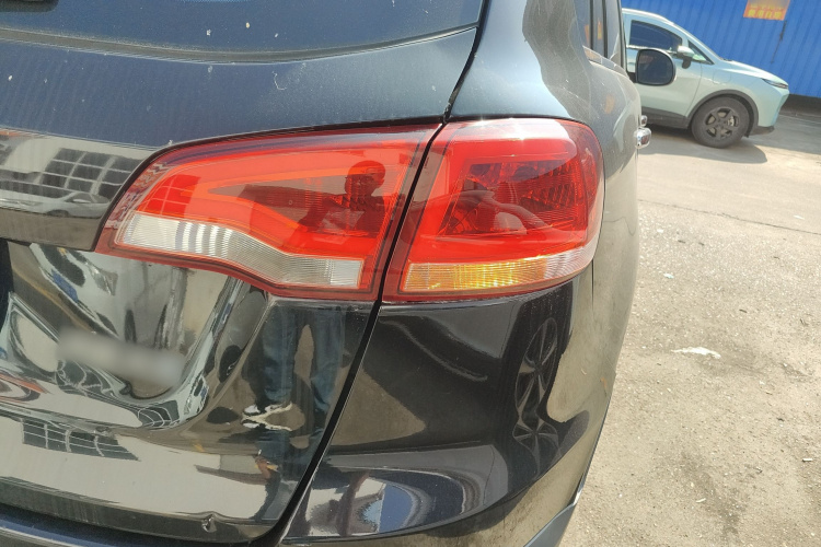 众泰 大迈X5 2015款 1.5T CVT知县型 国V车身外观9