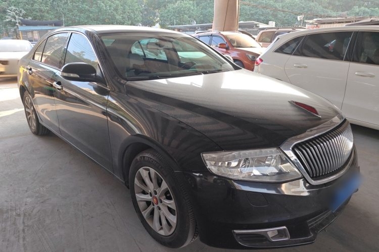 红旗H7 2015款 2.0T 豪华型车身外观3