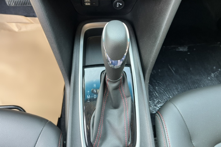 雪佛兰 科鲁泽 2019款 Redline 320T 双离合爽快版 国VI局部细节18