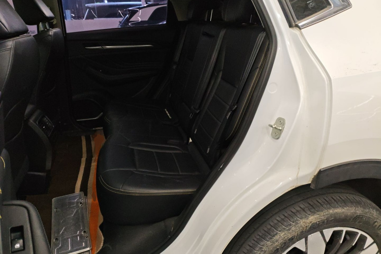 哈弗F7x 2019款 1.5T 两驱极智潮玩版中控内饰7004