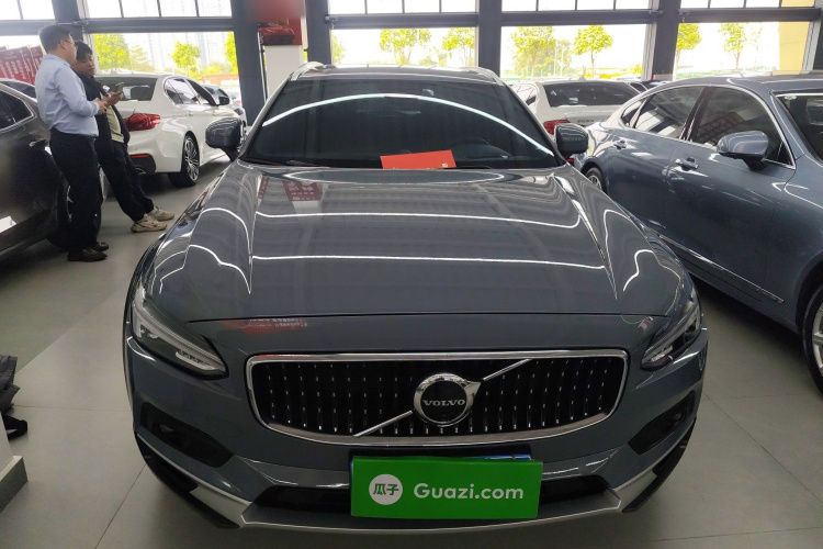 沃尔沃V90 2022款 Cross Country B5 AWD 智尊版车身外观6001