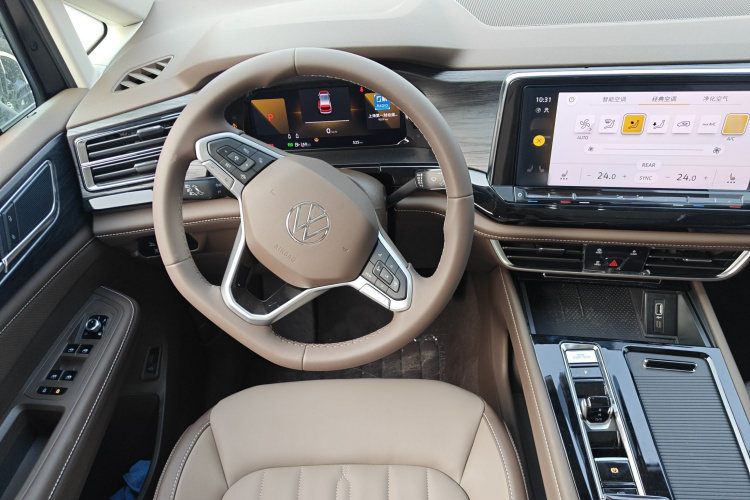 大众 威然 2024款 330TSI 豪华版中控内饰13