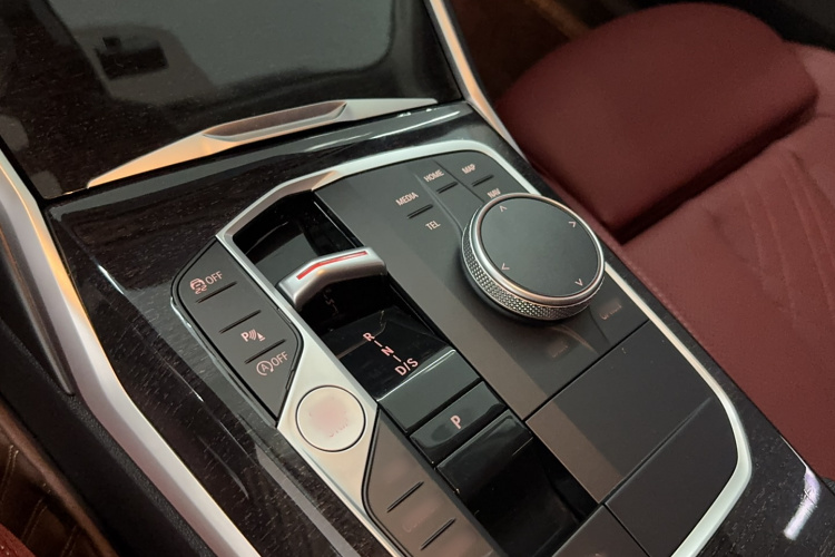 宝马3系 2024款 325Li xDrive M运动套装局部细节18