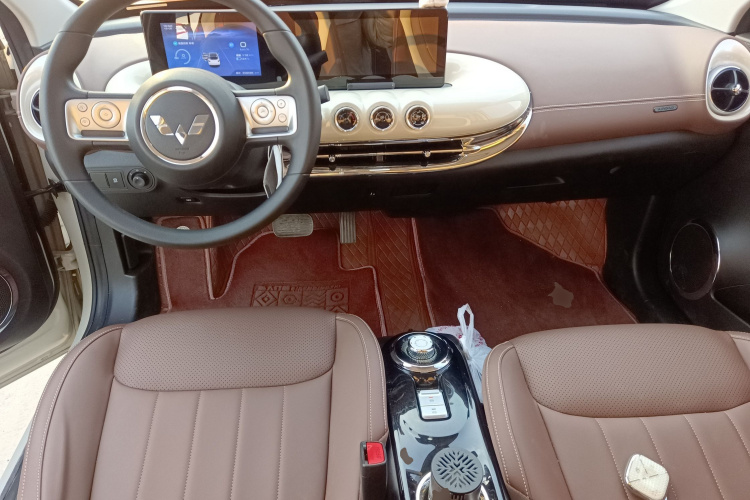 五菱汽车 五菱缤果 2023款 333km 悦享+款中控内饰7002