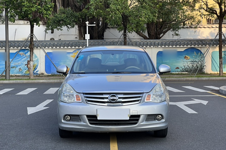 日产 轩逸 2012款 经典 1.6XE 自动舒适版车身外观6006