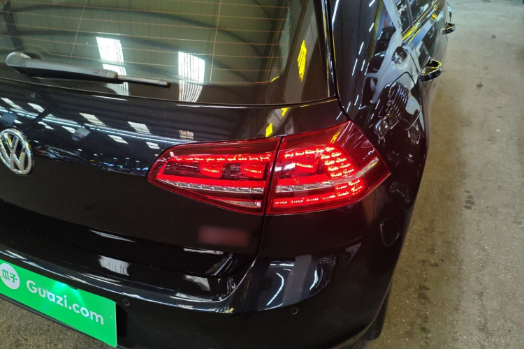 大众 高尔夫GTI 2016款 2.0TSI GTI车身外观9