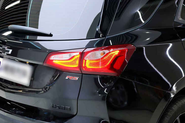 雪佛兰 探界者 2019款 Redline 550T 自动四驱捍界版RS 国VI车身外观6011